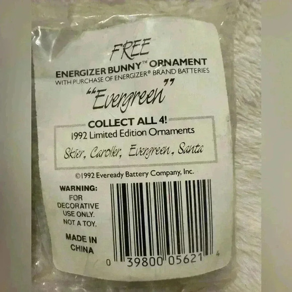 Vintage set of 4 Energizer Bunny Christmas Ornaments in Original Packaging - Picture 8 of 10